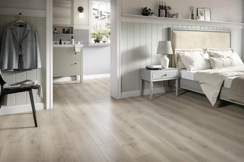 EGGER Classic 12 mm Pinot eiken lichtgrijs