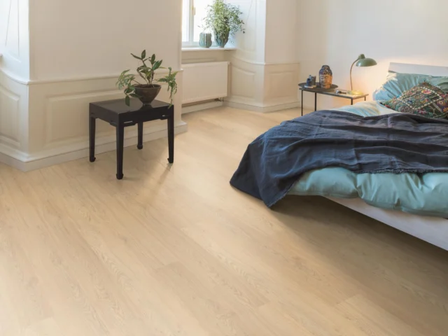 EGGER Classic 12 mm Matera eiken licht